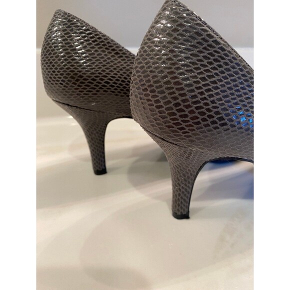 Kelly & Katie Gray Peep Toe Pump High Heels Shoe animal reptile Print Size 8.5 - Picture 8 of 12